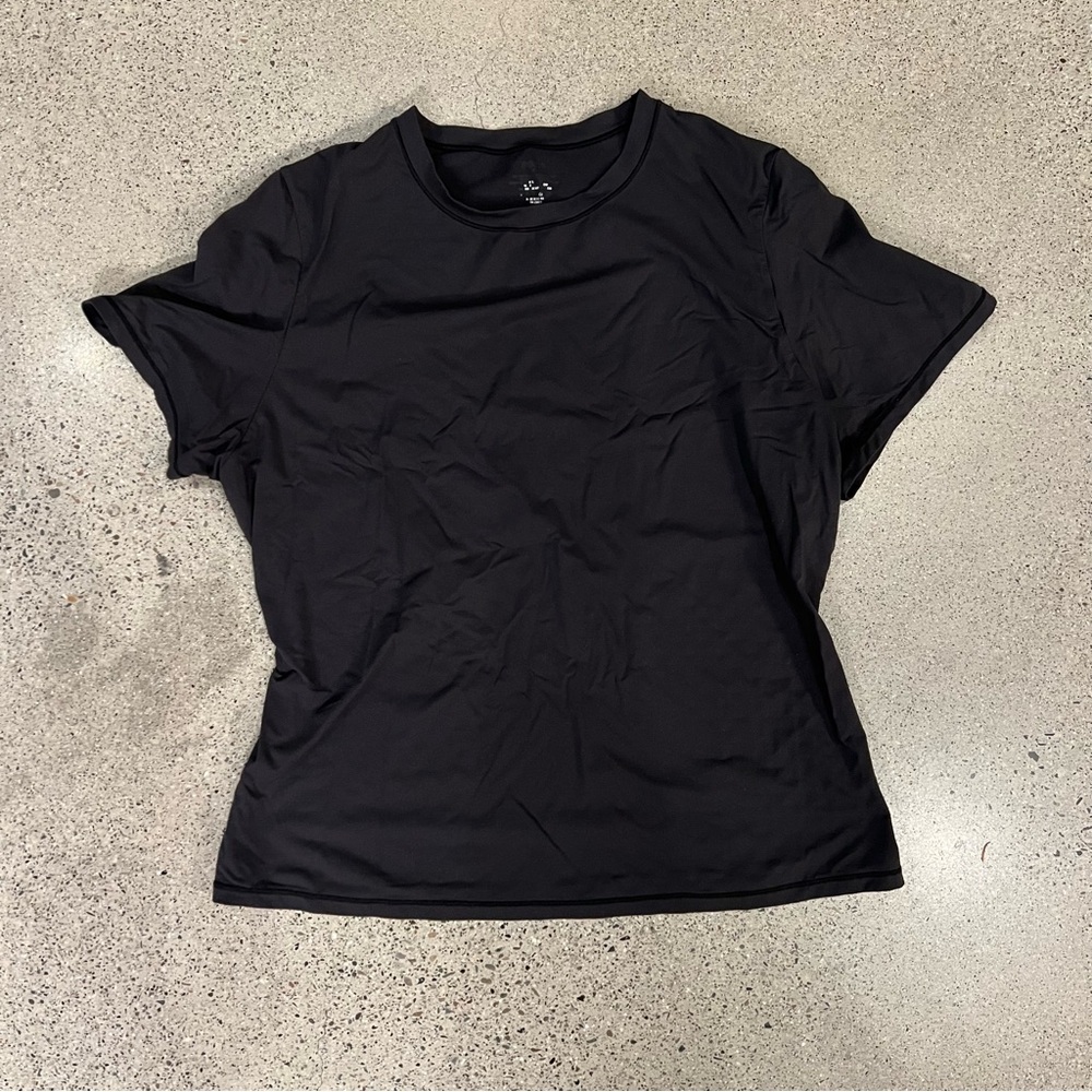 Skims fits everybody tshirt